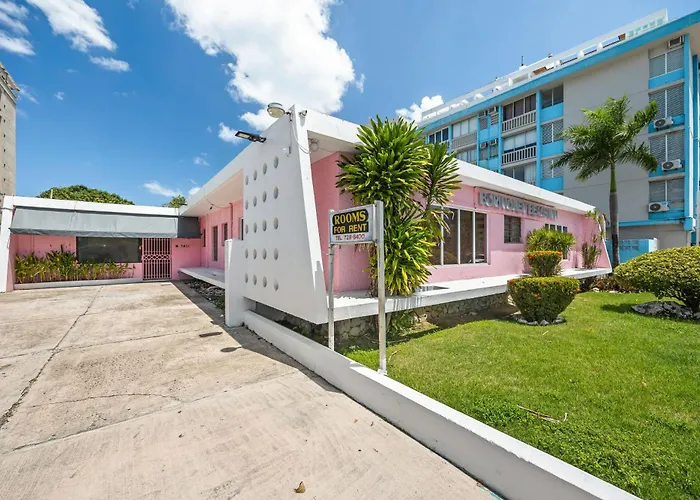 Borinquen Beach Inn San Juan